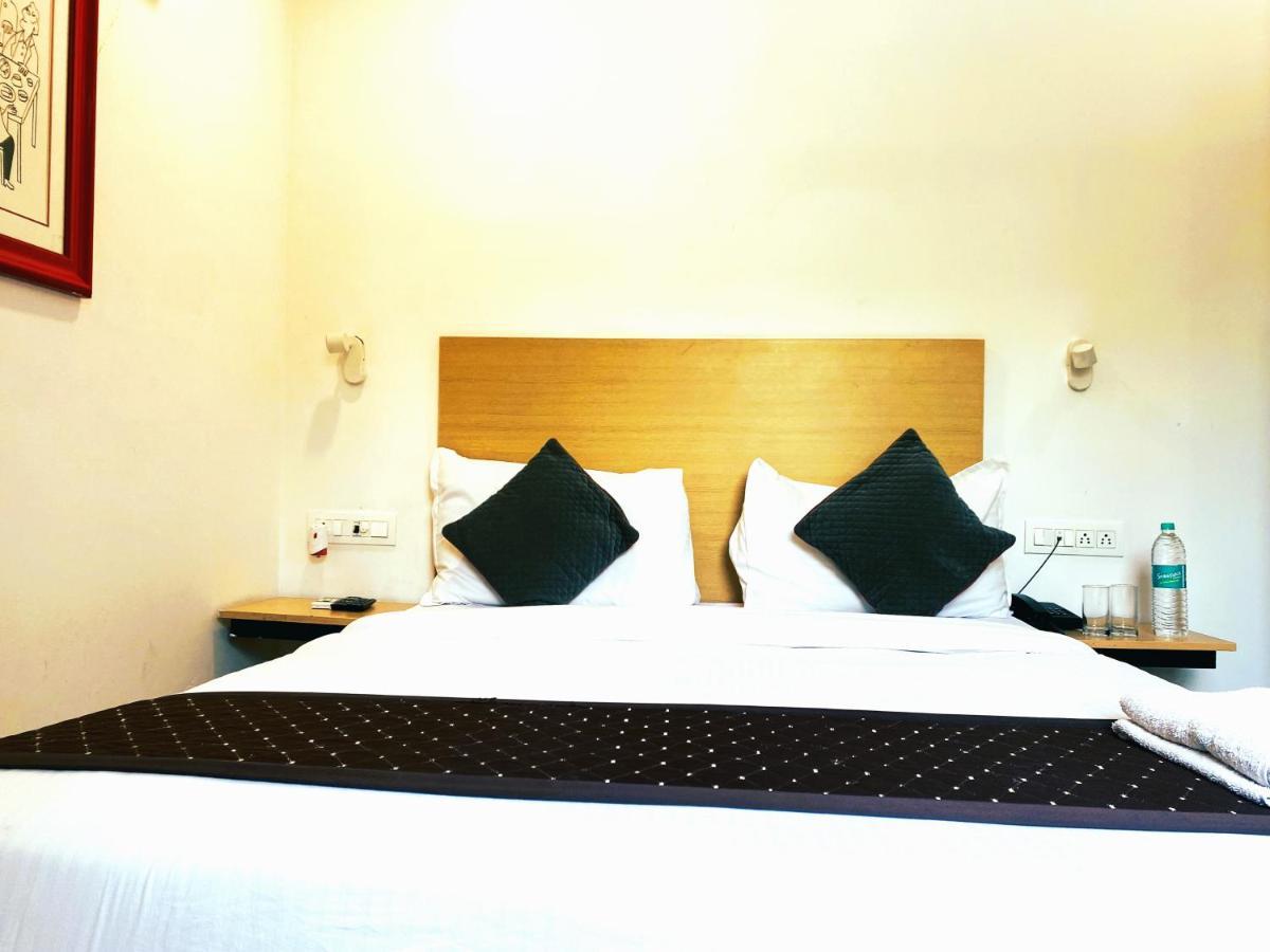 Qotel Hotel Ip Residency East Delhi Preet Vihar New Delhi Eksteriør billede