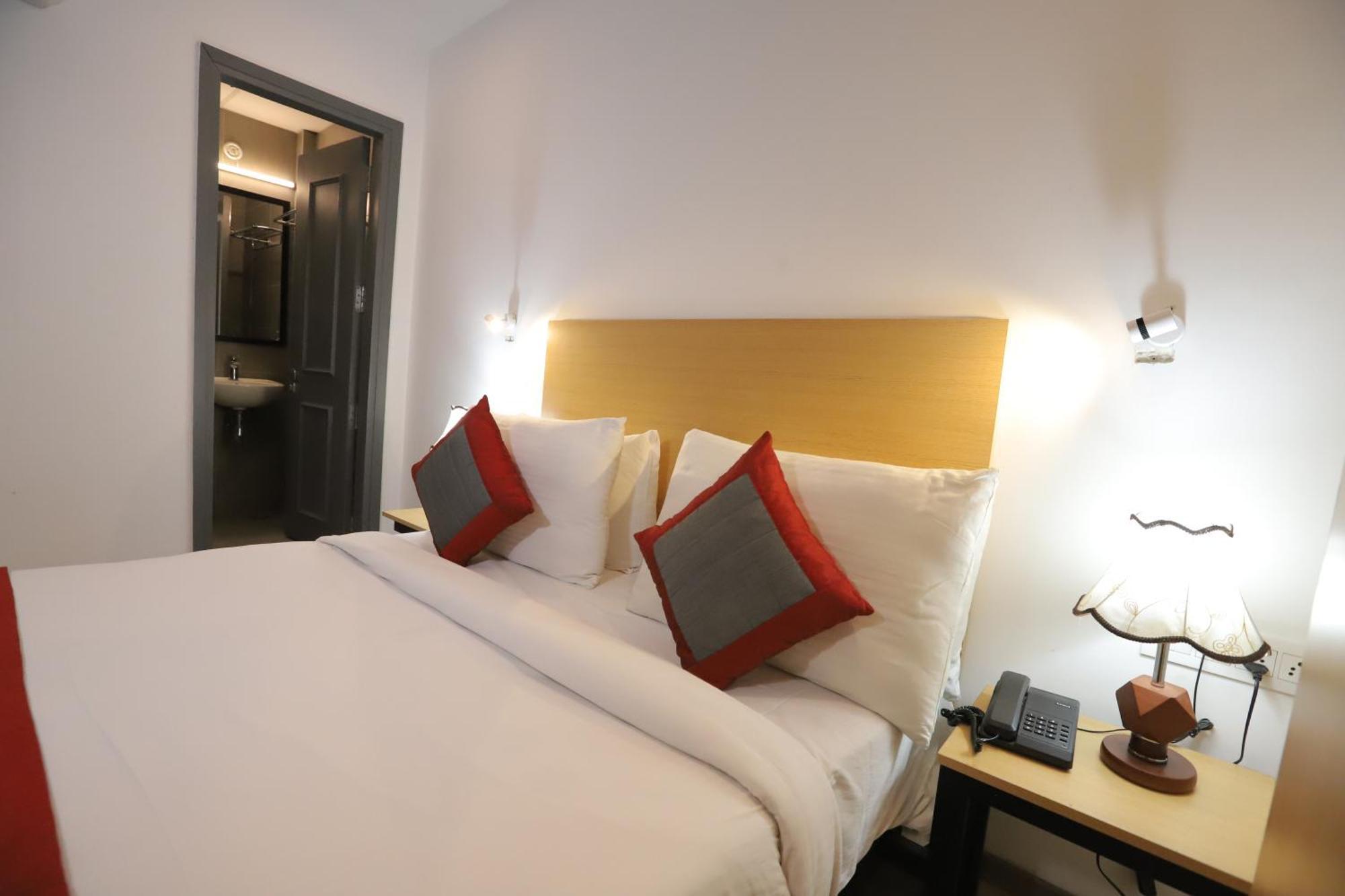 Qotel Hotel Ip Residency East Delhi Preet Vihar New Delhi Eksteriør billede